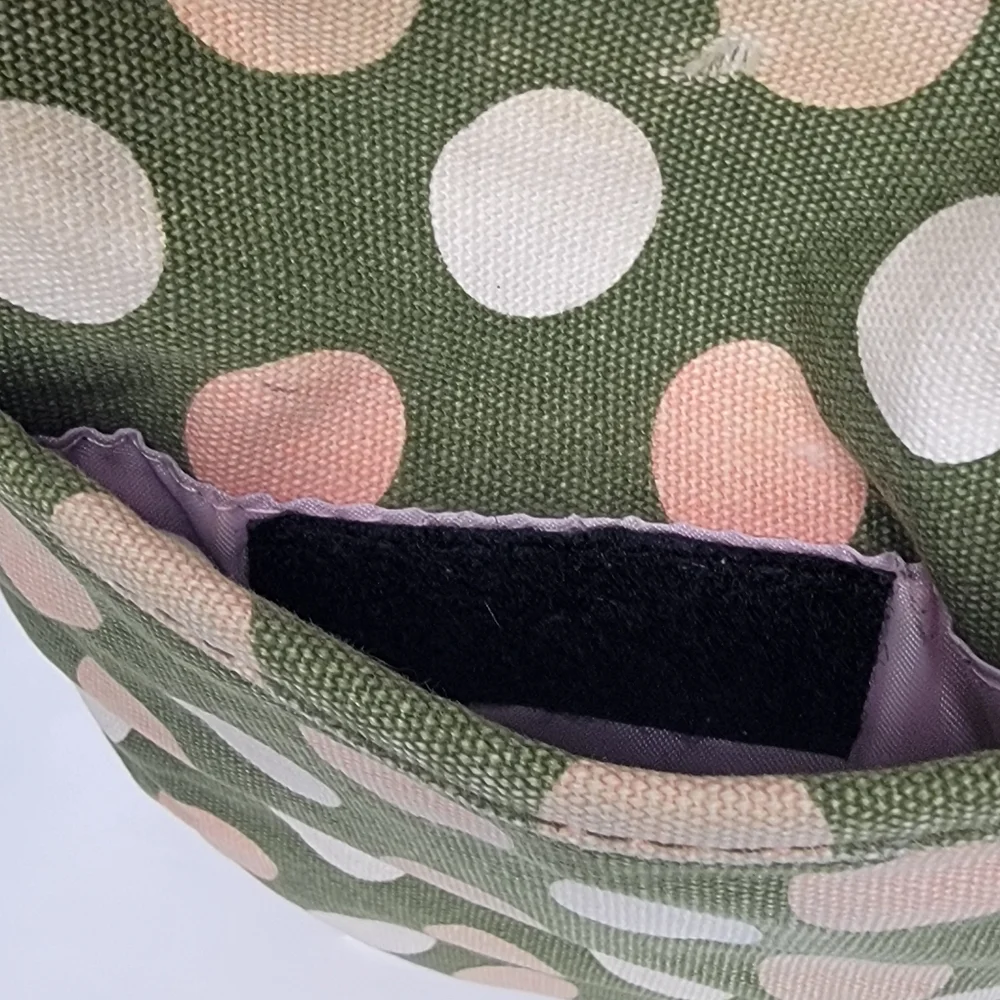 KAVU Green Polka Dot Crossbody‎ Bag. P154